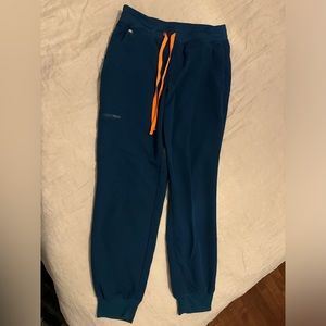 FIGS Zamora Jogger Scrubs - Size Small Petite